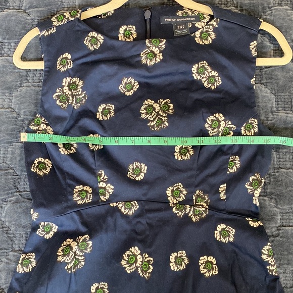 EUC French Connection Fit and Flare Dress - Picture 4 of 7